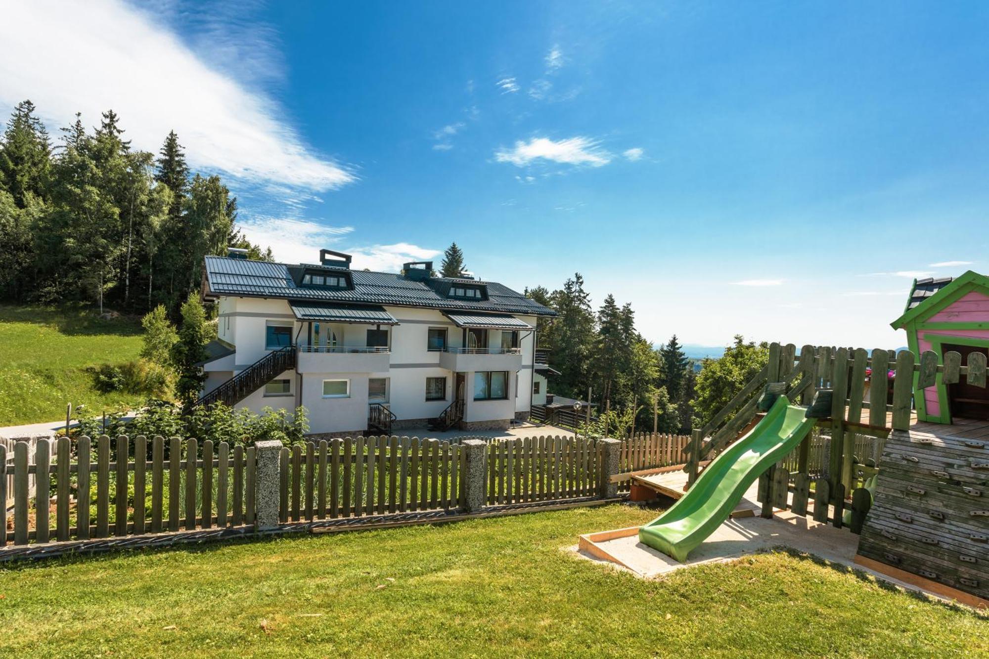 Apartment Milan Zrece Bagian luar foto